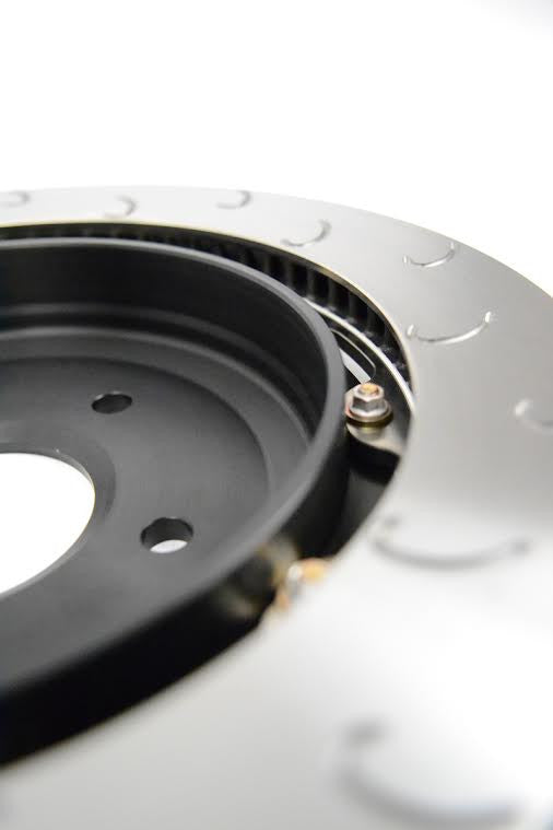 13.01.20009 AP RACING 2-PIECE COMPETITION J HOOK DISC PAIR (REAR 338X26MM) (ONLY FOR STINGRAY BASE & Z51)